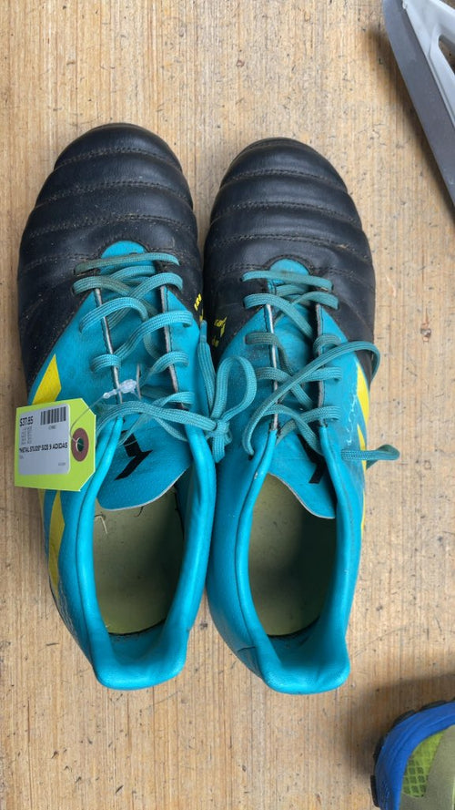 Adidas Metal Stud Rugby/Soccer Cleats - Size 9