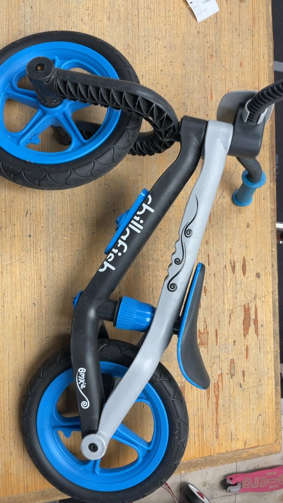 Chillafish BMXie Kids Balance Bike - Black/Grey/Blue